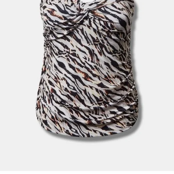 Torrid Sweetheart Twist Top- Zebra - Picture 2 of 8